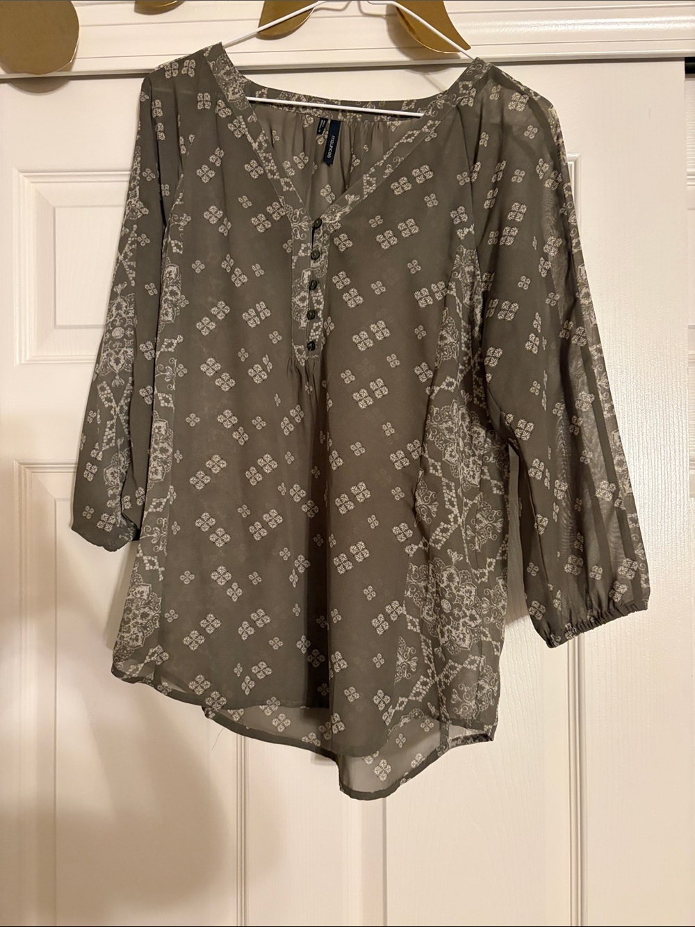 Maurices olive Printed Split-Neck Women’s perfect Blouse